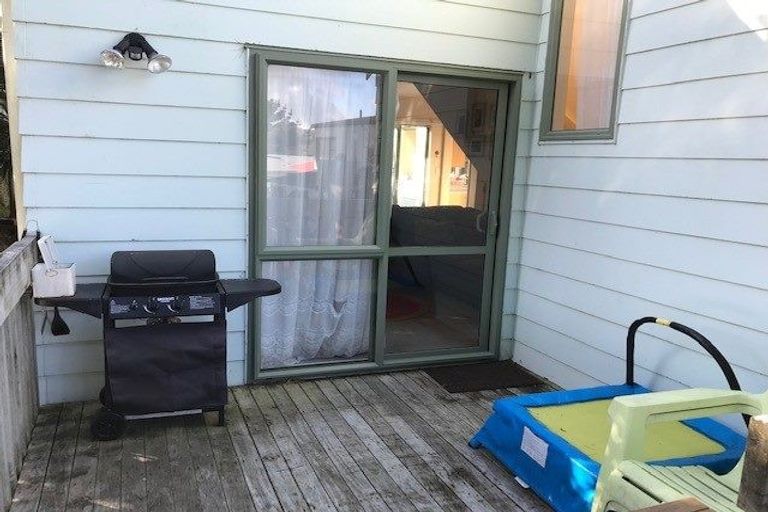 Photo of property in 230 Mitchell Street, Brooklyn, Wellington, 6021