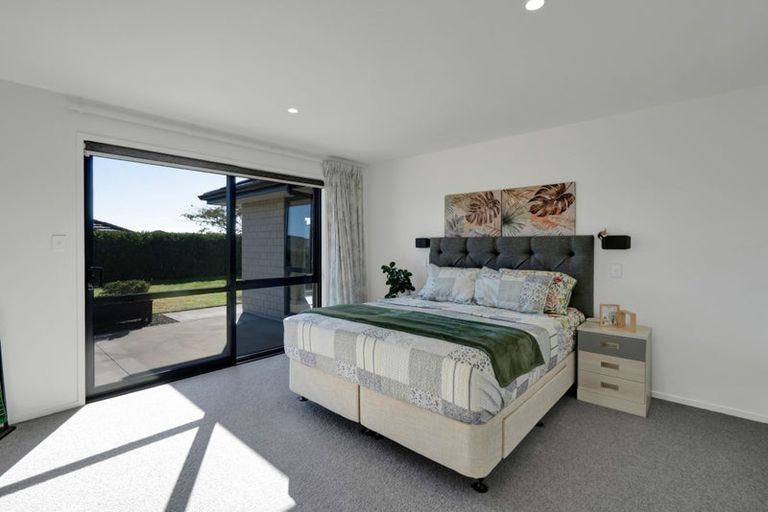 Photo of property in 17 Longstaff Drive, Bell Block, New Plymouth, 4312