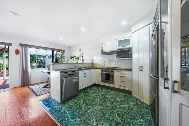 Photo of property in Casa Bella, 8/427 Albany Highway, Albany, Auckland, 0632