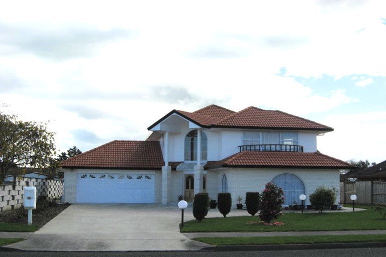 Photo of property in 10 Easton Way, Levin, 5510