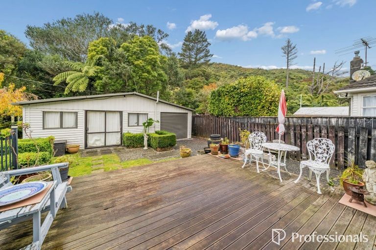 Photo of property in 13 Sunny Grove, Wainuiomata, Lower Hutt, 5014