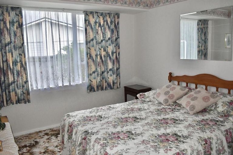 Photo of property in 13b Iti Street, Otaki, 5512
