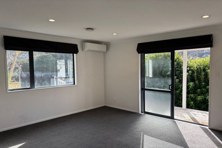 Photo of property in 2c Cashmere Avenue, Khandallah, Wellington, 6035