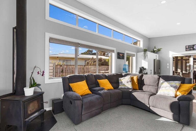 Photo of property in 60 Rua Avenue, Waitarere Beach, Levin, 5510