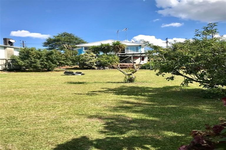 Photo of property in 30 Ranui Avenue, Ranui, Auckland, 0612