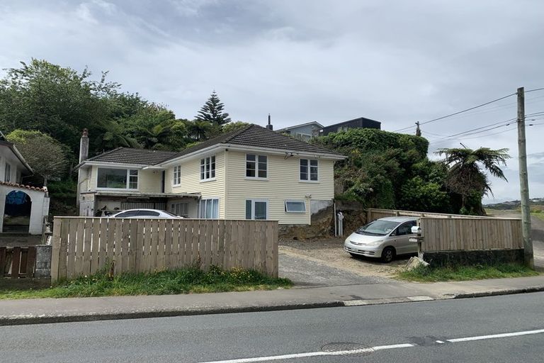 Photo of property in 78 Broderick Road, Johnsonville, Wellington, 6037