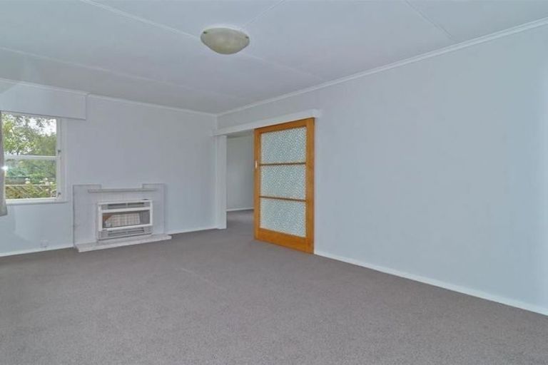 Photo of property in 2a Durham Crescent, Palmerston North, 4414