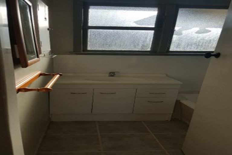 Photo of property in 13 Portal Crescent, Beerescourt, Hamilton, 3200