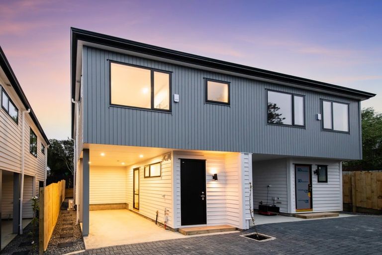 Photo of property in 8b Butterworth Drive, Glendene, Auckland, 0602