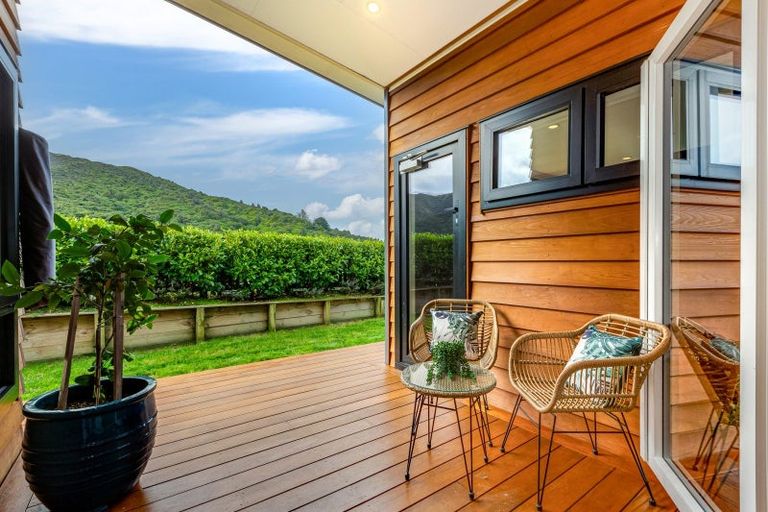 Photo of property in 3 Ramarama Lane, Crofton Downs, Wellington, 6035