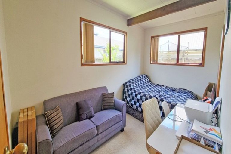 Photo of property in 19b James Street, Mangere East, Auckland, 2024