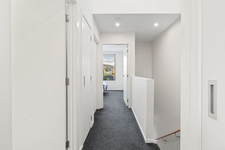 Photo of property in 11a Cuba Street, Petone, Lower Hutt, 5012