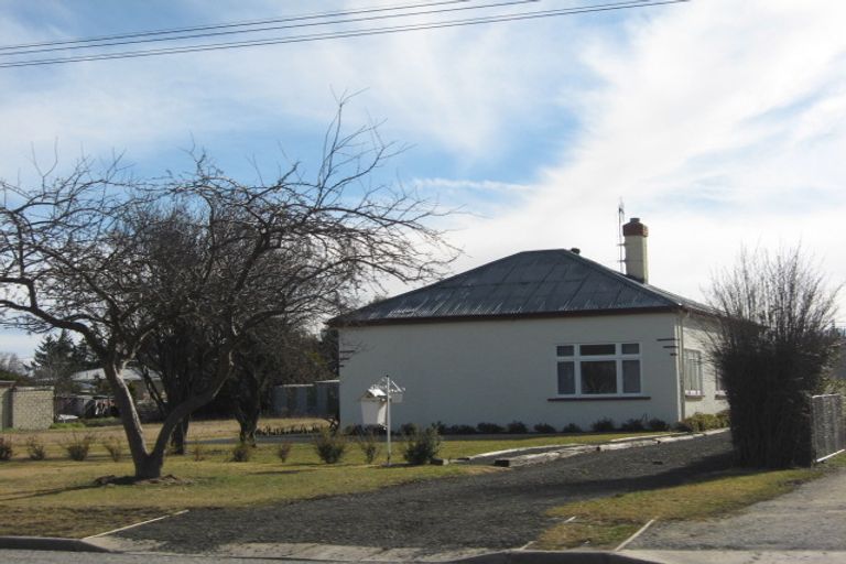 Photo of property in 27 Thomas Street, Ranfurly, 9332