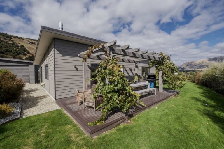 Photo of property in 16 Islington Place, Wanaka, 9305