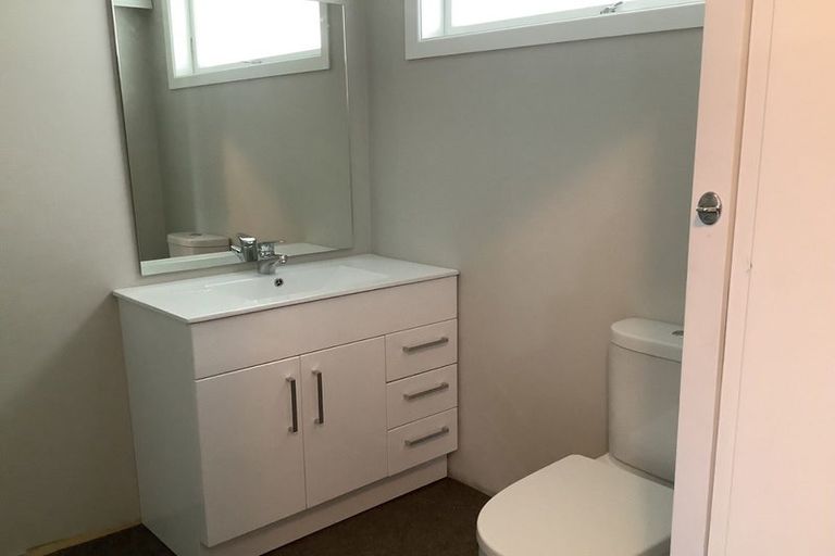 Photo of property in 8/10 Trevethick Grove, Woburn, Lower Hutt, 5010