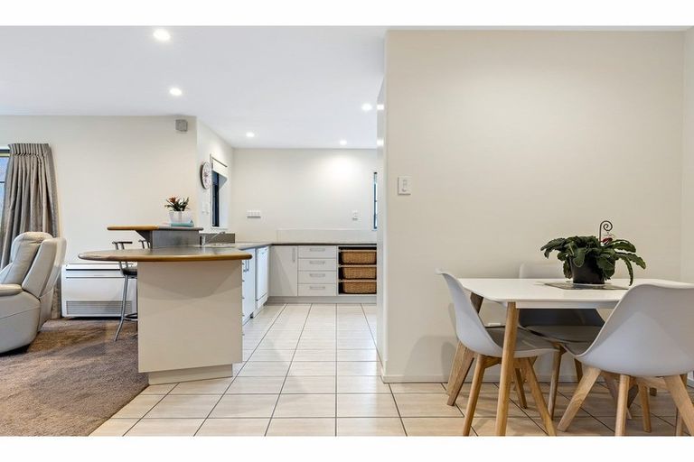 Photo of property in 10 Birchwood Close, Prebbleton, 7604