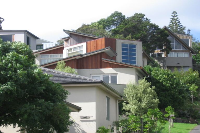 Photo of property in 14 Chamari Close, Titirangi, Auckland, 0604