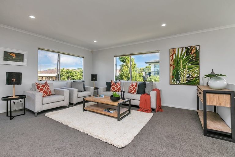 Photo of property in 11 Hassan Drive, Massey, Auckland, 0614