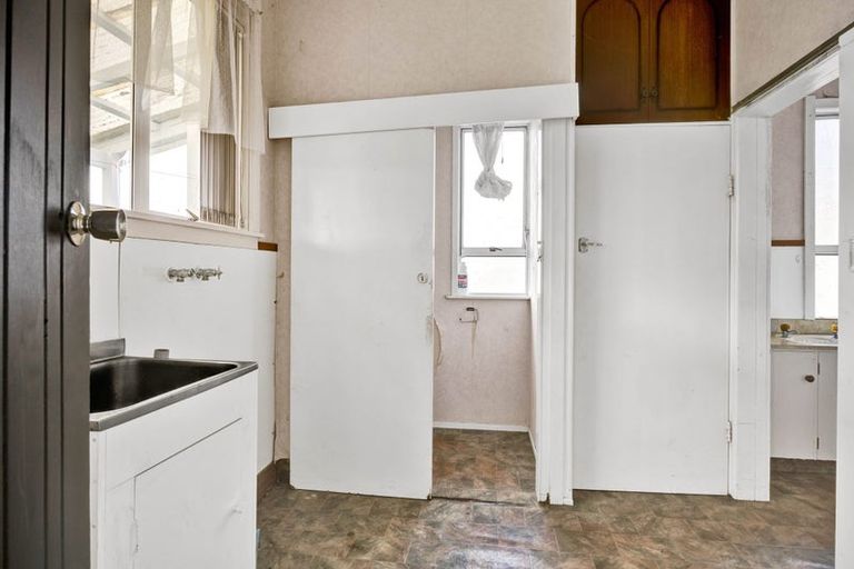 Photo of property in Little Waihi Road, Hawera, 4673