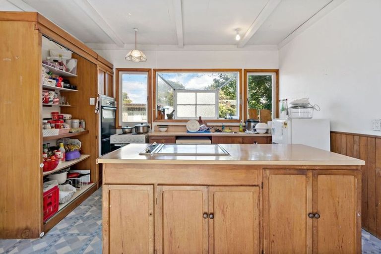 Photo of property in 142 Great South Road, Manurewa, Auckland, 2102