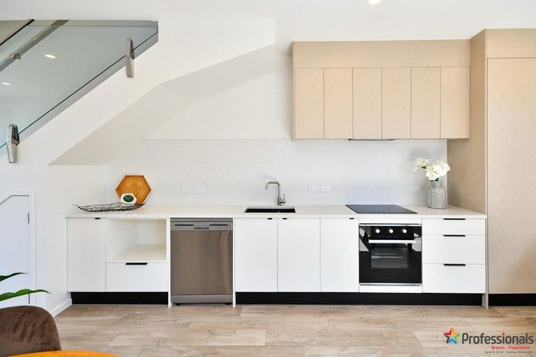 Photo of property in 9b Coates Road, Papatoetoe, Auckland, 2025