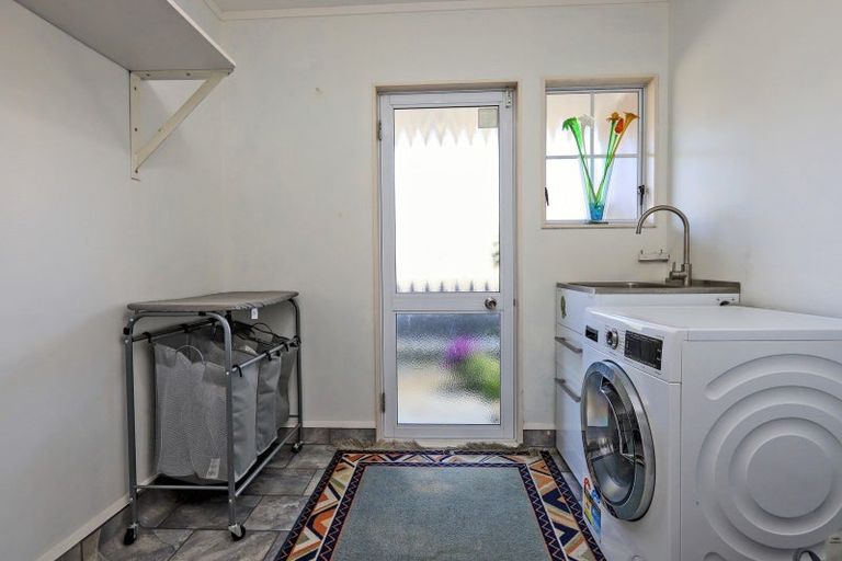 Photo of property in 84 O'dowd Road, Taradale, Napier, 4112