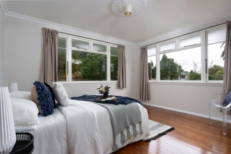 Photo of property in 38 Jellicoe Street, Greytown, 5712