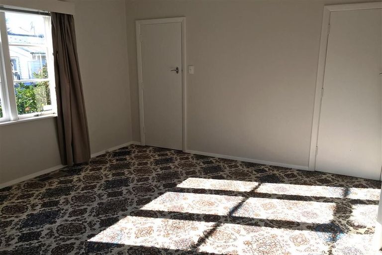 Photo of property in 95 Golf Road, Paraparaumu Beach, Paraparaumu, 5032