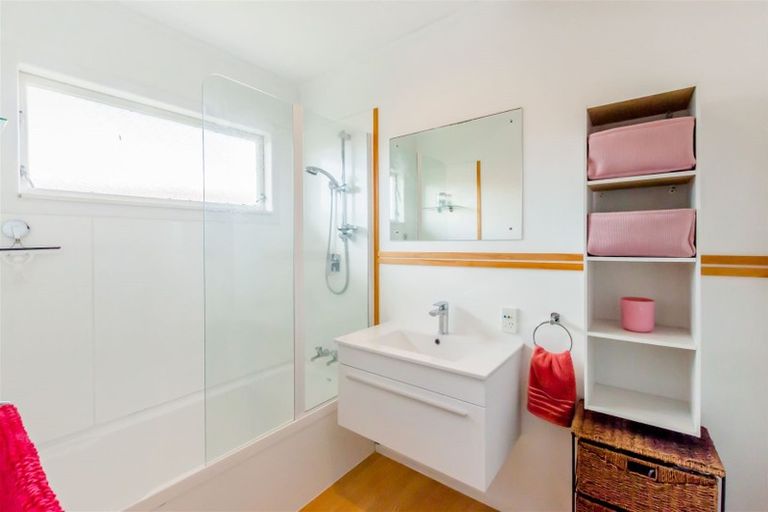 Photo of property in 59 Michael Road, Paraparaumu Beach, Paraparaumu, 5032