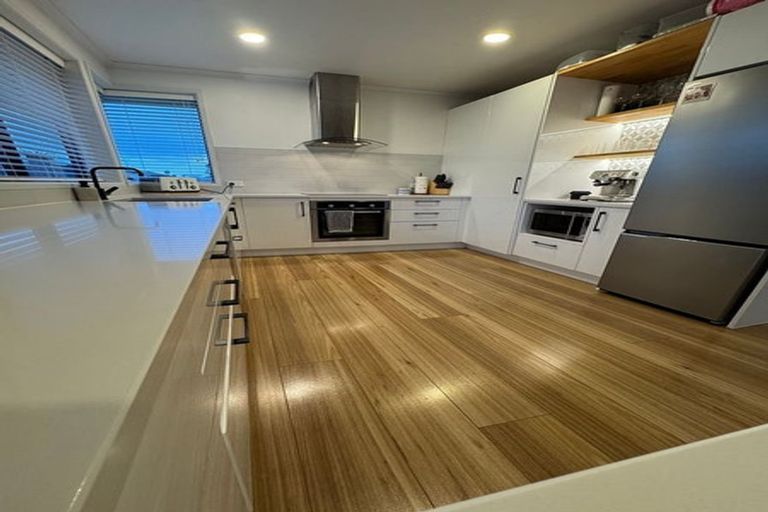 Photo of property in 64 Oriental Parade, Papamoa Beach, Papamoa, 3118