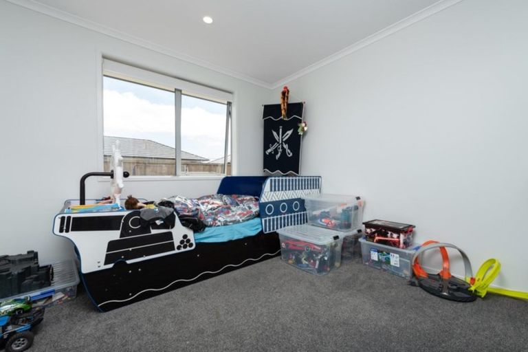 Photo of property in 35 Piata Street, Papamoa Beach, Papamoa, 3118