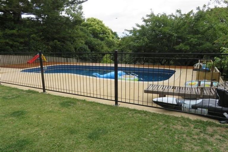 Photo of property in 163b Colwill Road, Massey, Auckland, 0614