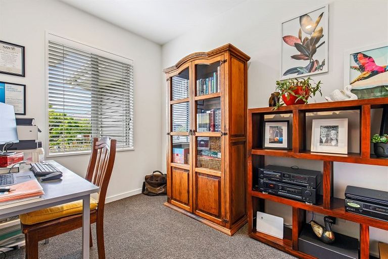 Photo of property in 6 Coachmans Road, Prebbleton, 7604