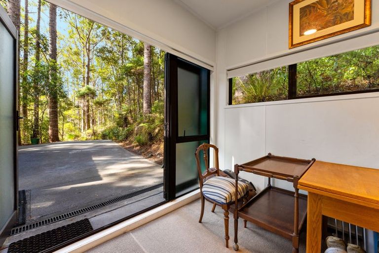 Photo of property in 89 Brick Bay Drive, Sandspit, Warkworth, 0982