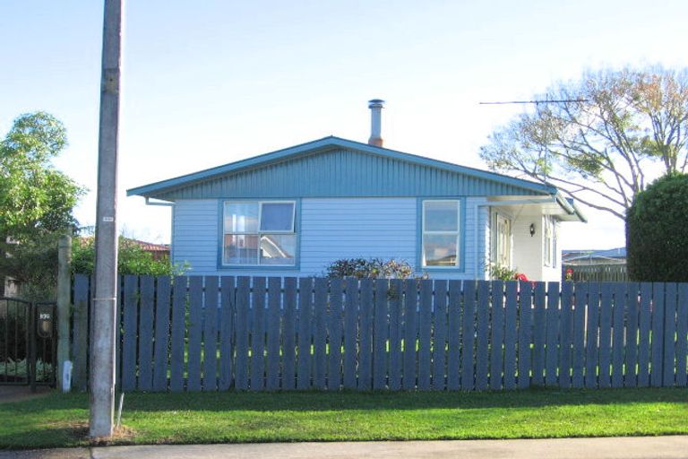 Photo of property in 30 Hatton Road, Orewa, 0931