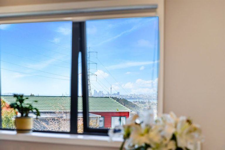 Photo of property in 50 Garton Drive, Massey, Auckland, 0614