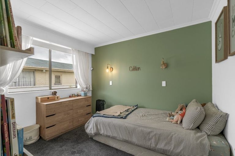 Photo of property in 110 Cunningham Crescent, Grasmere, Invercargill, 9810