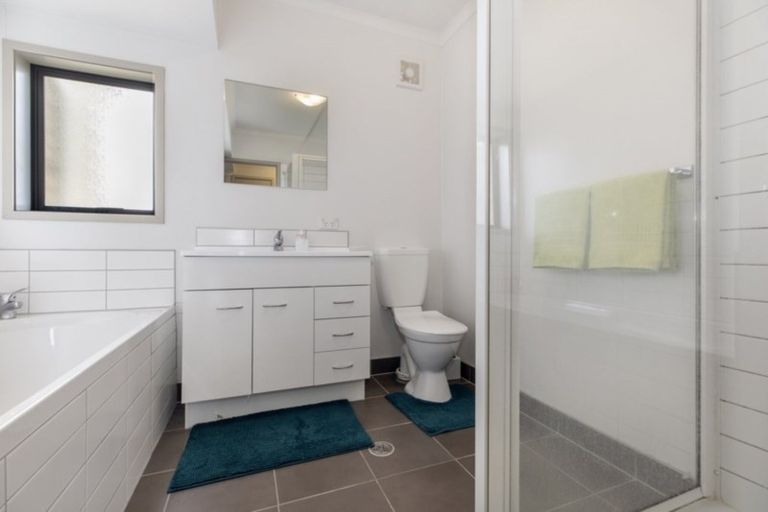 Photo of property in St Claire Village, 35/172 Mcleod Road, Te Atatu South, Auckland, 0610