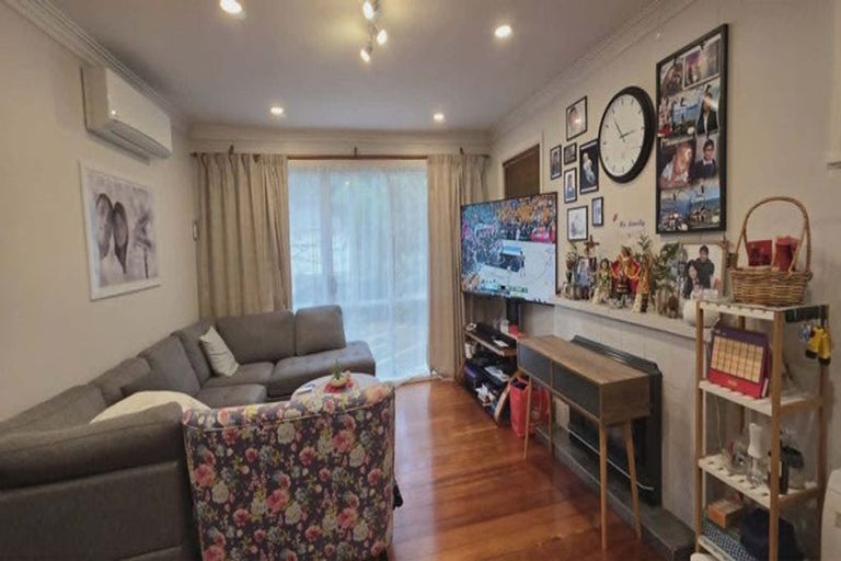 Photo of property in 6a Bell Street, Tawa, Wellington, 5028