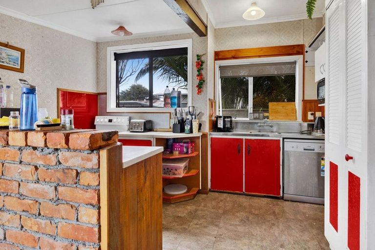 Photo of property in 288 South Road, Hawera, 4610