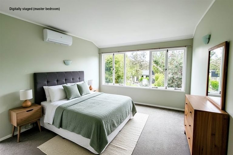 Photo of property in 19 Mappin Place, Chatswood, Auckland, 0626