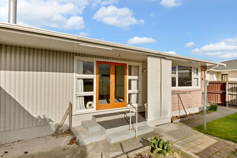 Photo of property in 2/38 Witham Street, Hornby, Christchurch, 8042