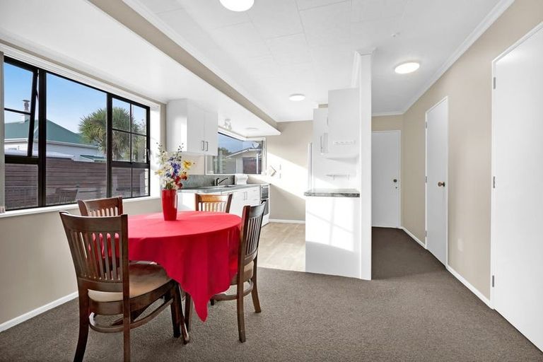 Photo of property in 3 Webster Street, Westown, New Plymouth, 4310