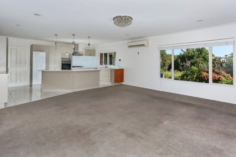 Photo of property in 6 Waione Court, Takanini, 2112