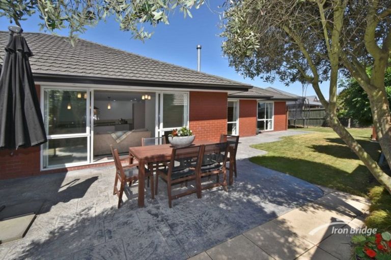 Photo of property in 40 Limes Avenue, Parklands, Christchurch, 8083