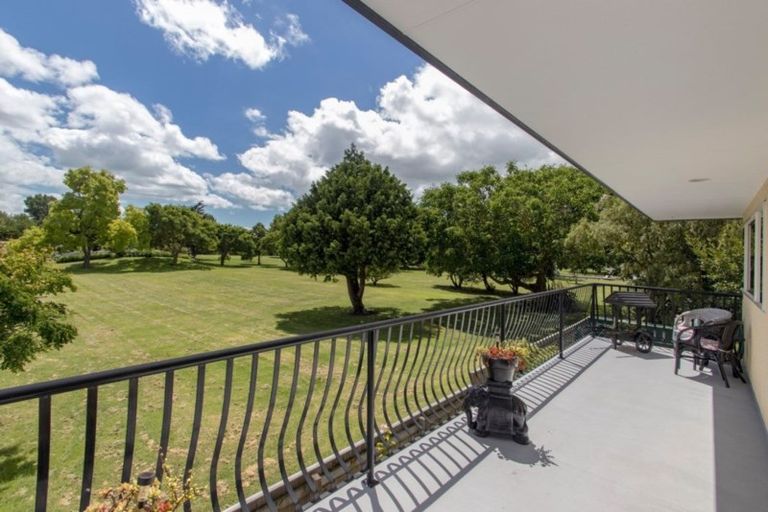 Photo of property in 21a Auckland Road, Greenmeadows, Napier, 4112