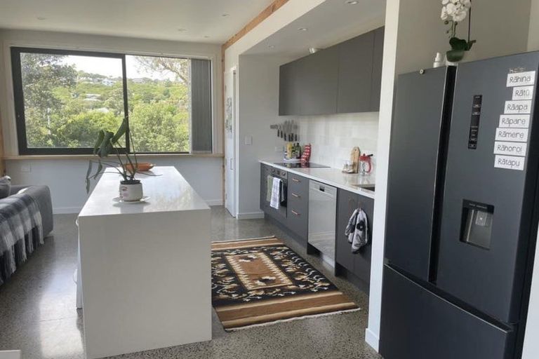 Photo of property in 14a Middleton Road, Johnsonville, Wellington, 6037