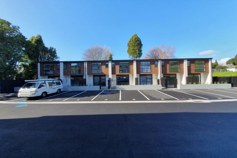 Photo of property in 4/36 Seventh Avenue, Tauranga, 3110