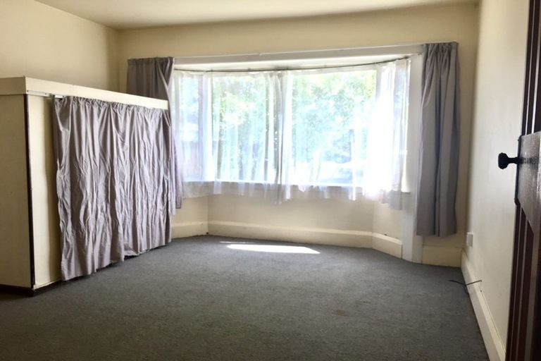 Photo of property in 64 Division Street, Riccarton, Christchurch, 8041