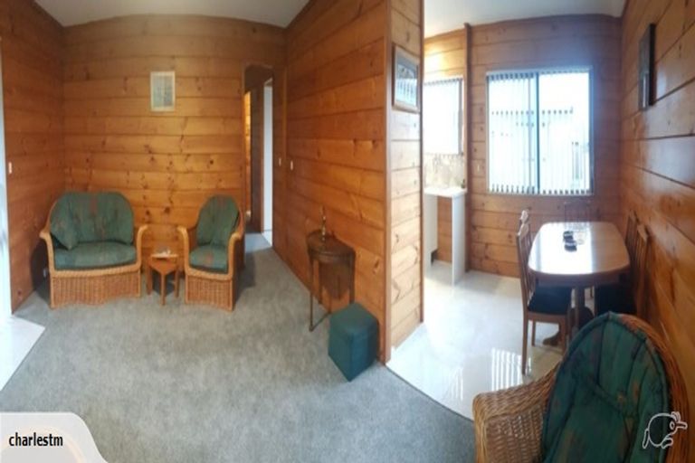 Photo of property in 3/32 Great South Road, Papakura, 2110